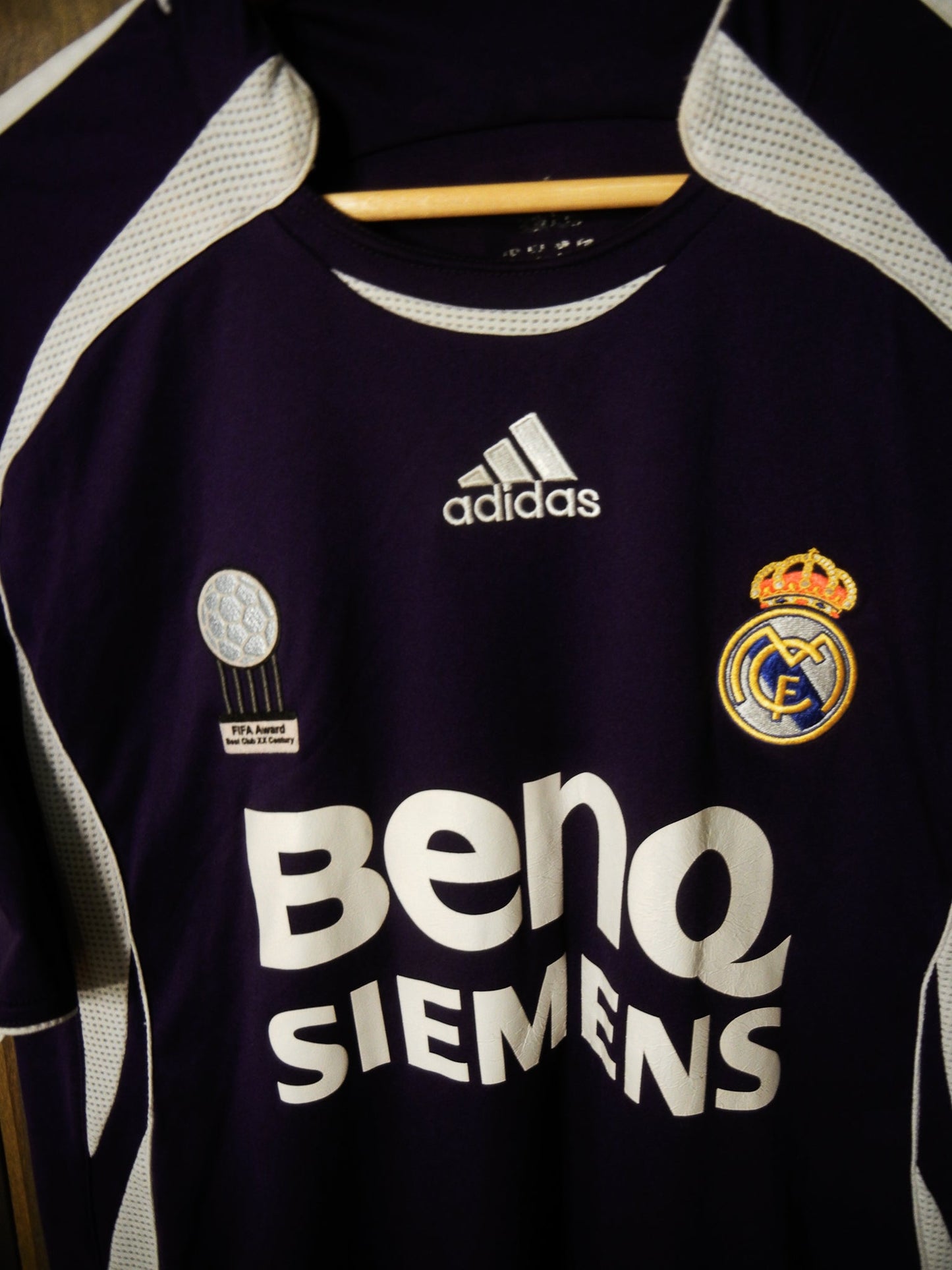 Real Madrid 2006/07 Third Jersey – Ronaldo #9 – Medium – Purple Adidas Shirt (MPN:055226)