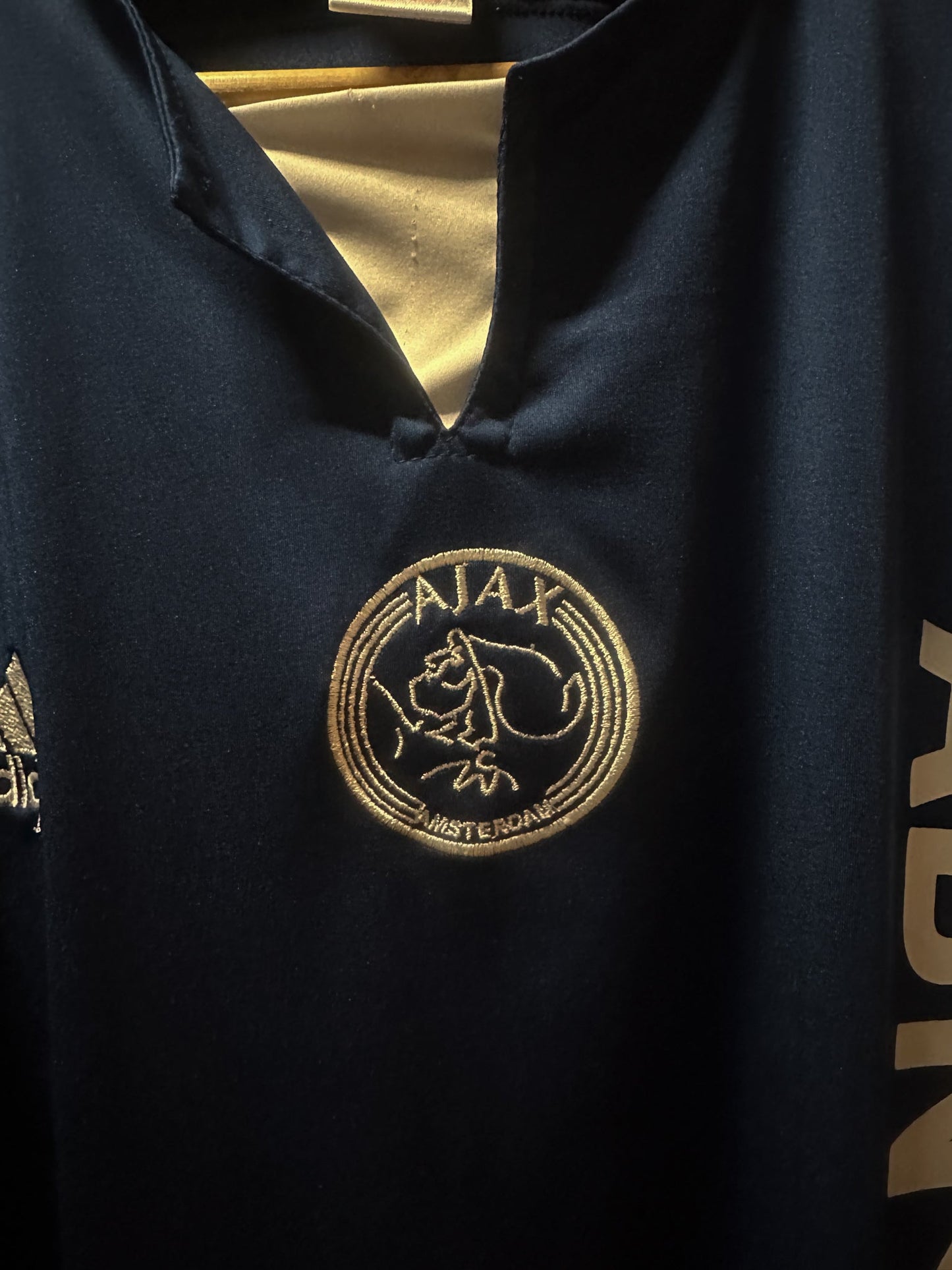 Ajax 2003/04 Away Jersey – Zlatan Ibrahimović #9 – XL – Navy Blue Adidas Shirt (MPN: N/A)
