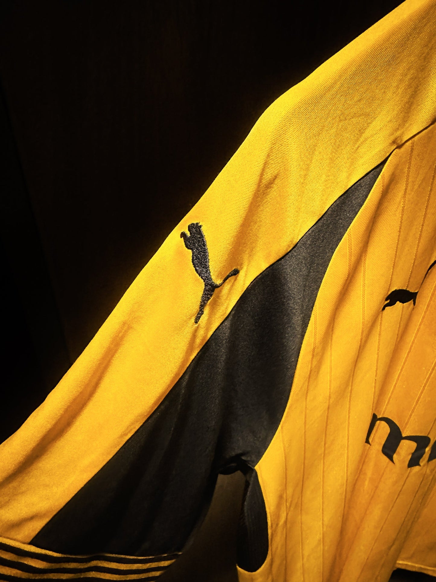 Arsenal 2016/17 Away Jersey – Alexis Sánchez #7 – Size L – Gray & Yellow Puma Shirt (MPN: 749714)