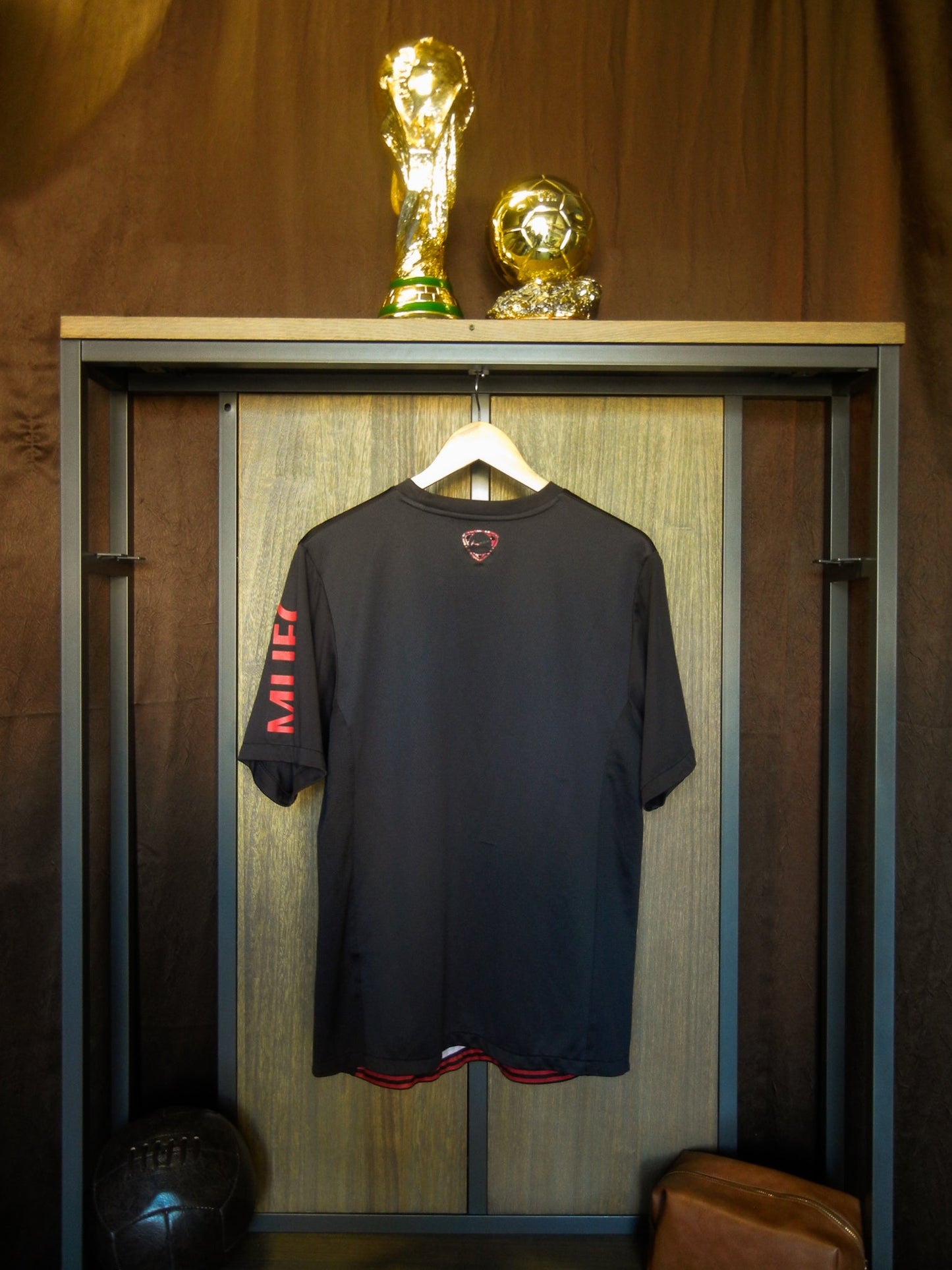 Manchester United 2009/2010 Training Top (Black) – Size L – Nike Shirt (MPN: 377419-010)