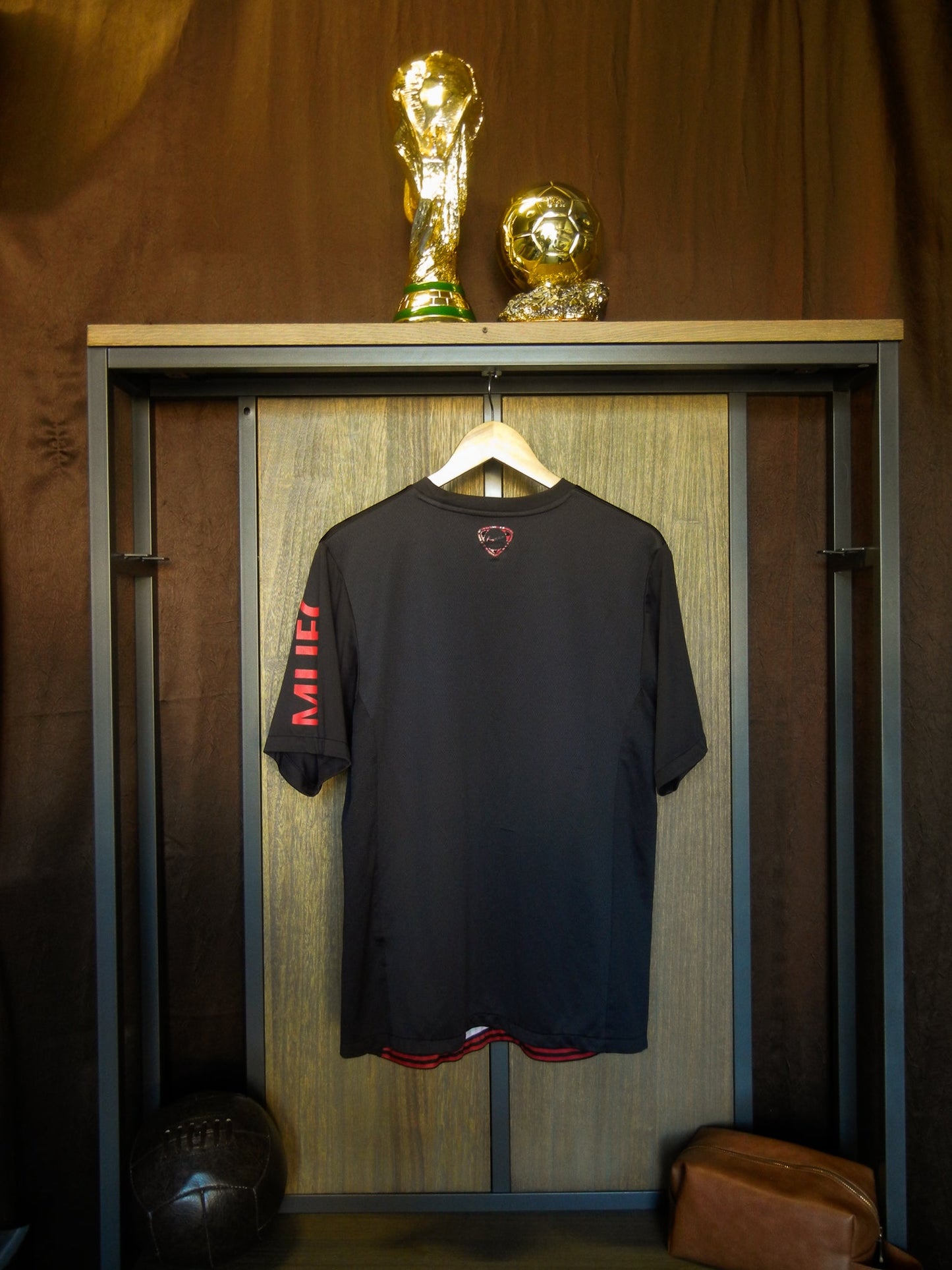 Manchester United 2009/2010 Training Top (Black) – Size L – Nike Shirt (MPN: 377419-010)