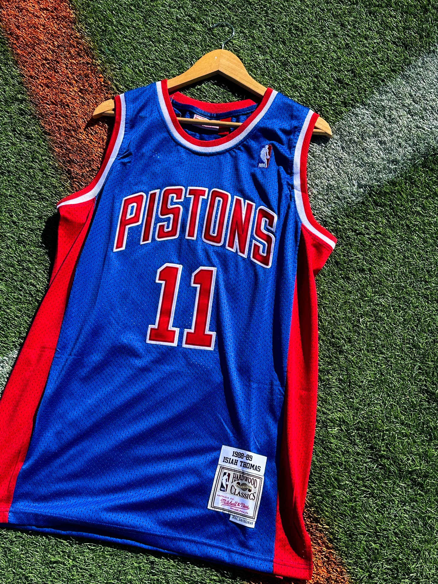 Detroit Pistons 1998/1999 Hardwood Classics Jersey – Isiah Thomas Vintage NBA Edition