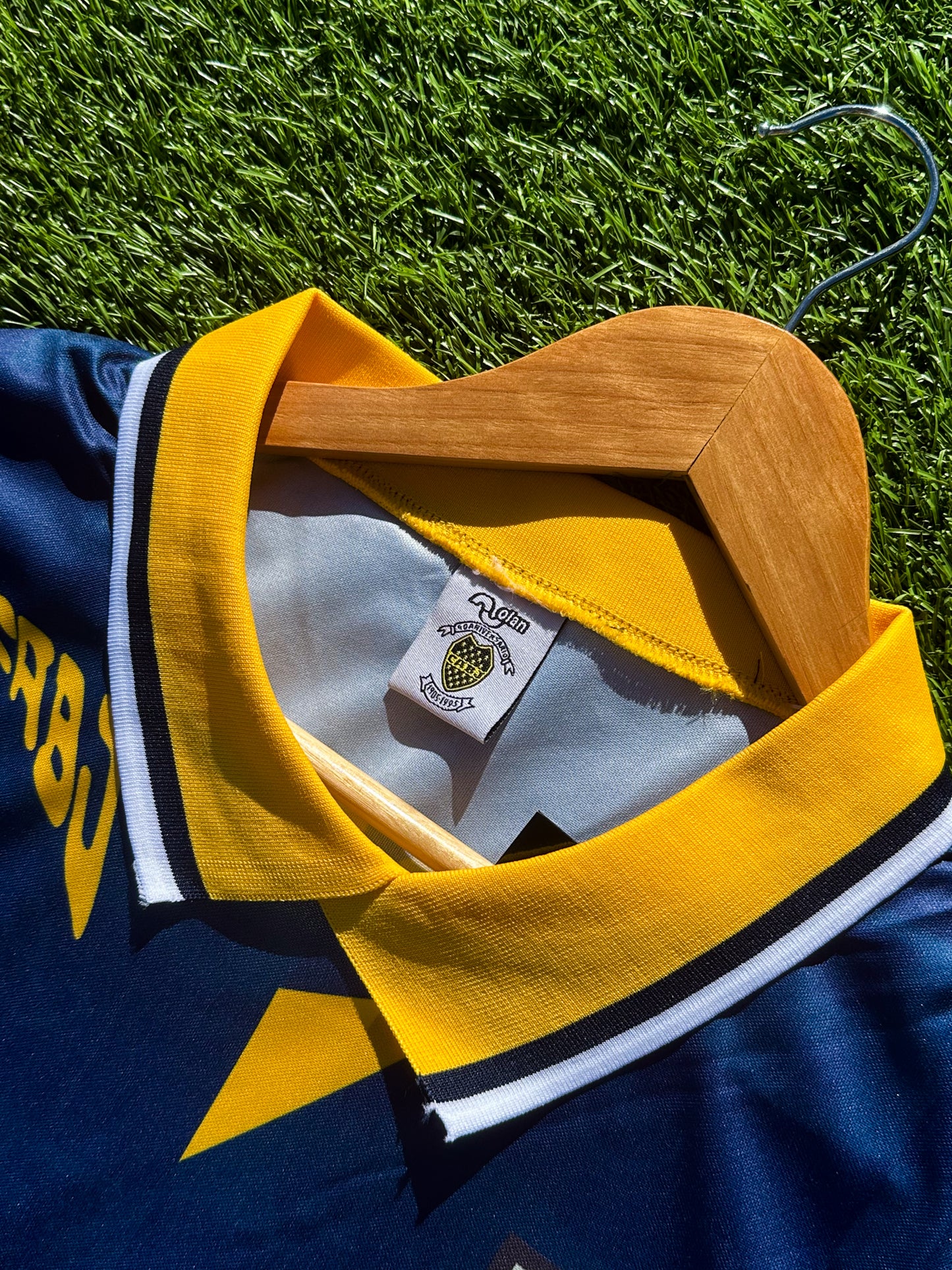 Boca Juniors 1995/1996 Home Jersey – Quilmes Sponsor Vintage Blue & Gold Classic