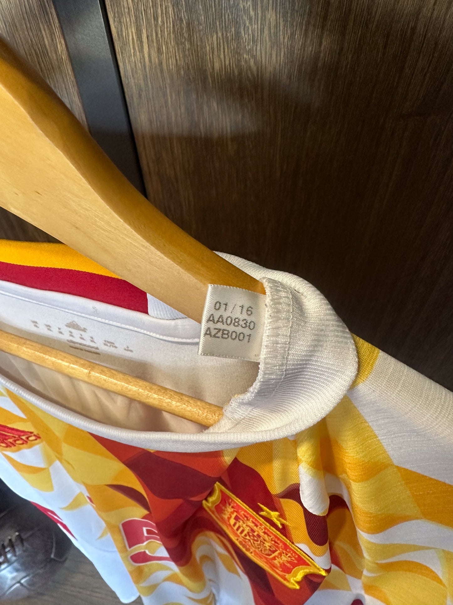 Spain 2016/2017 Away Jersey – Sergio Ramos #15 – XL – White Adidas Shirt (MPN: AA0830)