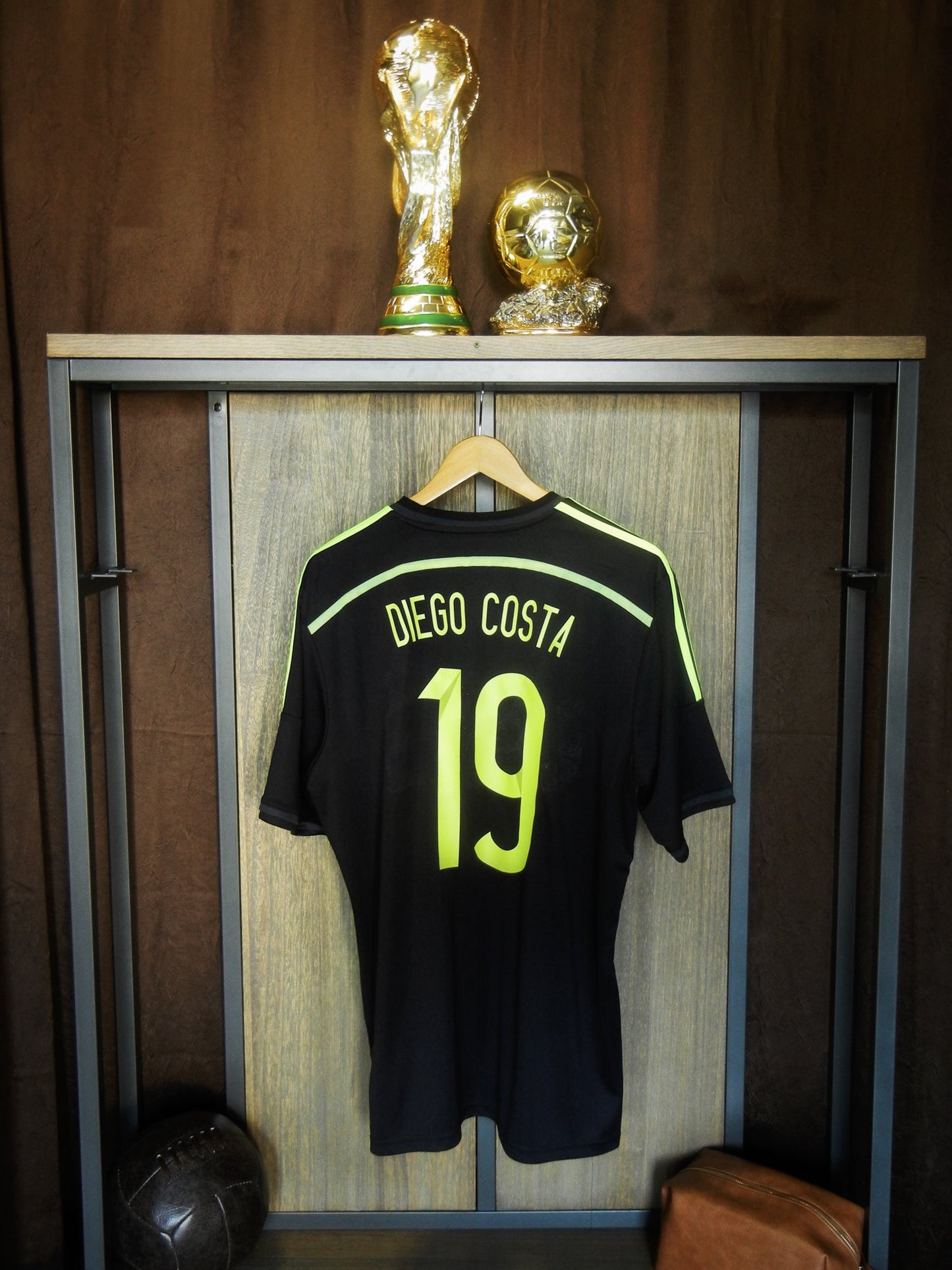 Spain 2013/2015 Away Jersey – Diego Costa #19 – XL – Black Adidas Shirt (MPN: F39821)
