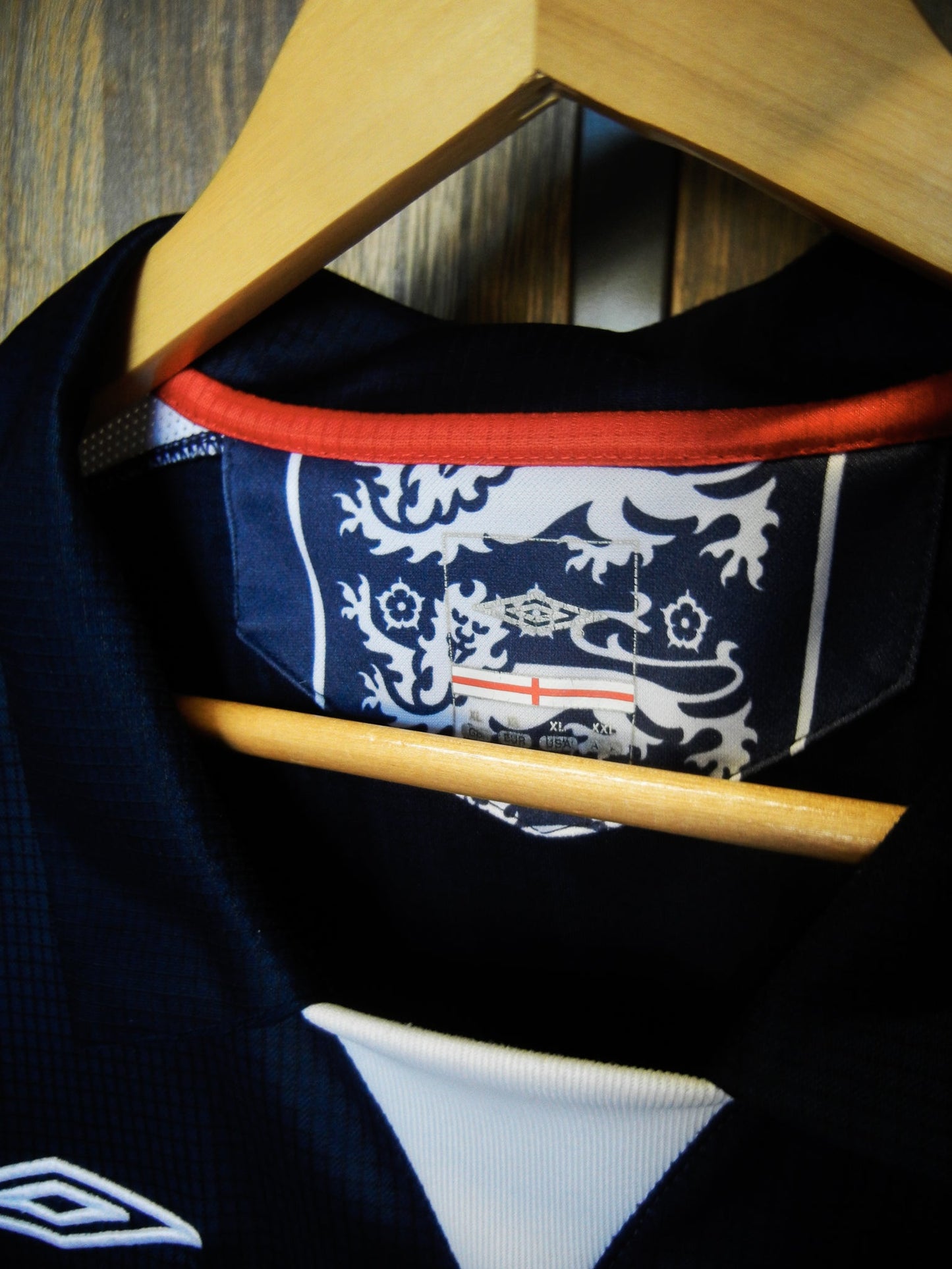 England 2002/2004 Black Training Top – Size XL – Umbro Training Jersey (MPN: N/A)