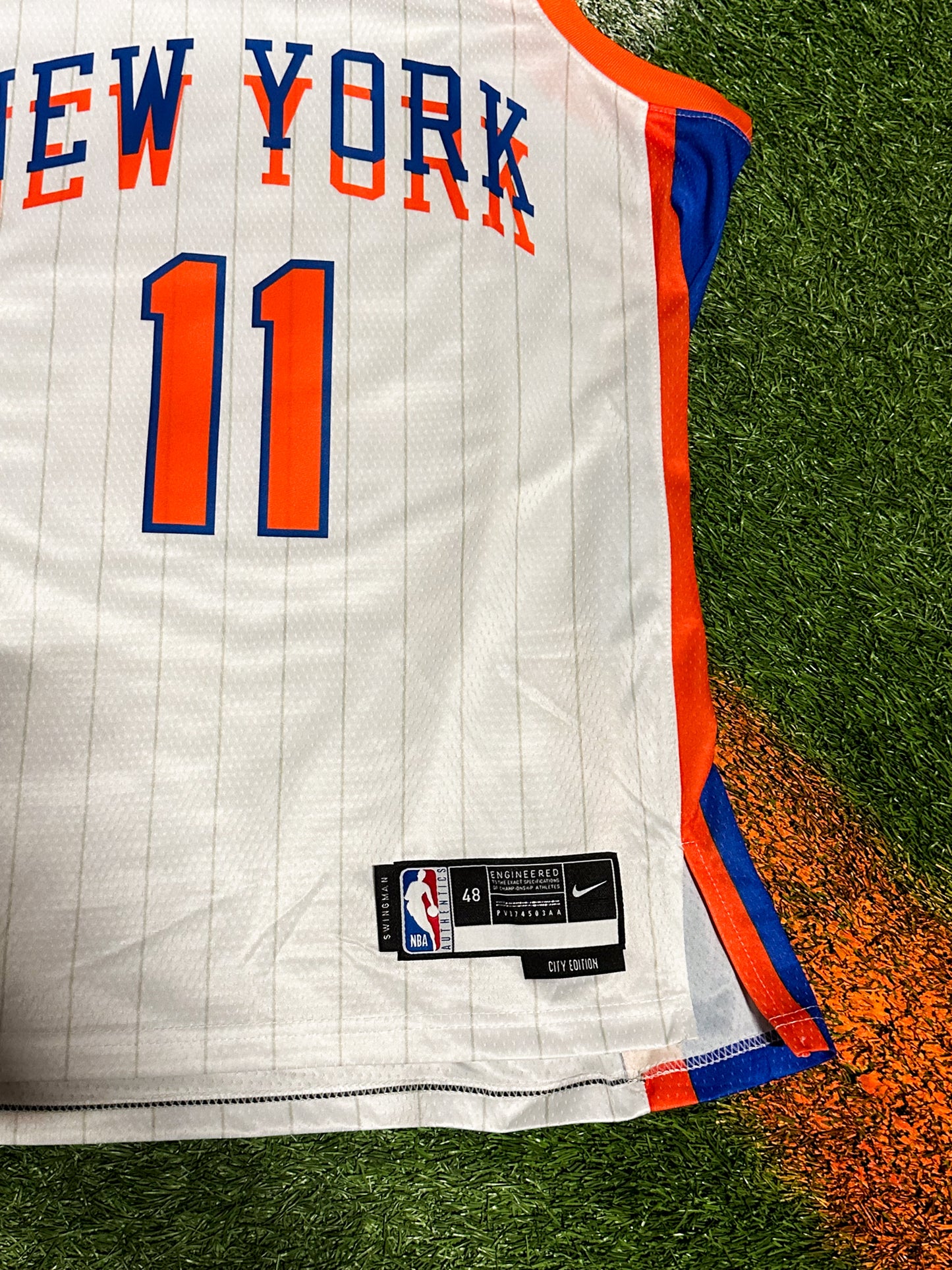 New York Knicks 2024/25 Nike City Edition Swingman Jersey- Jalen Brunson – NYC White & Orange Classic
