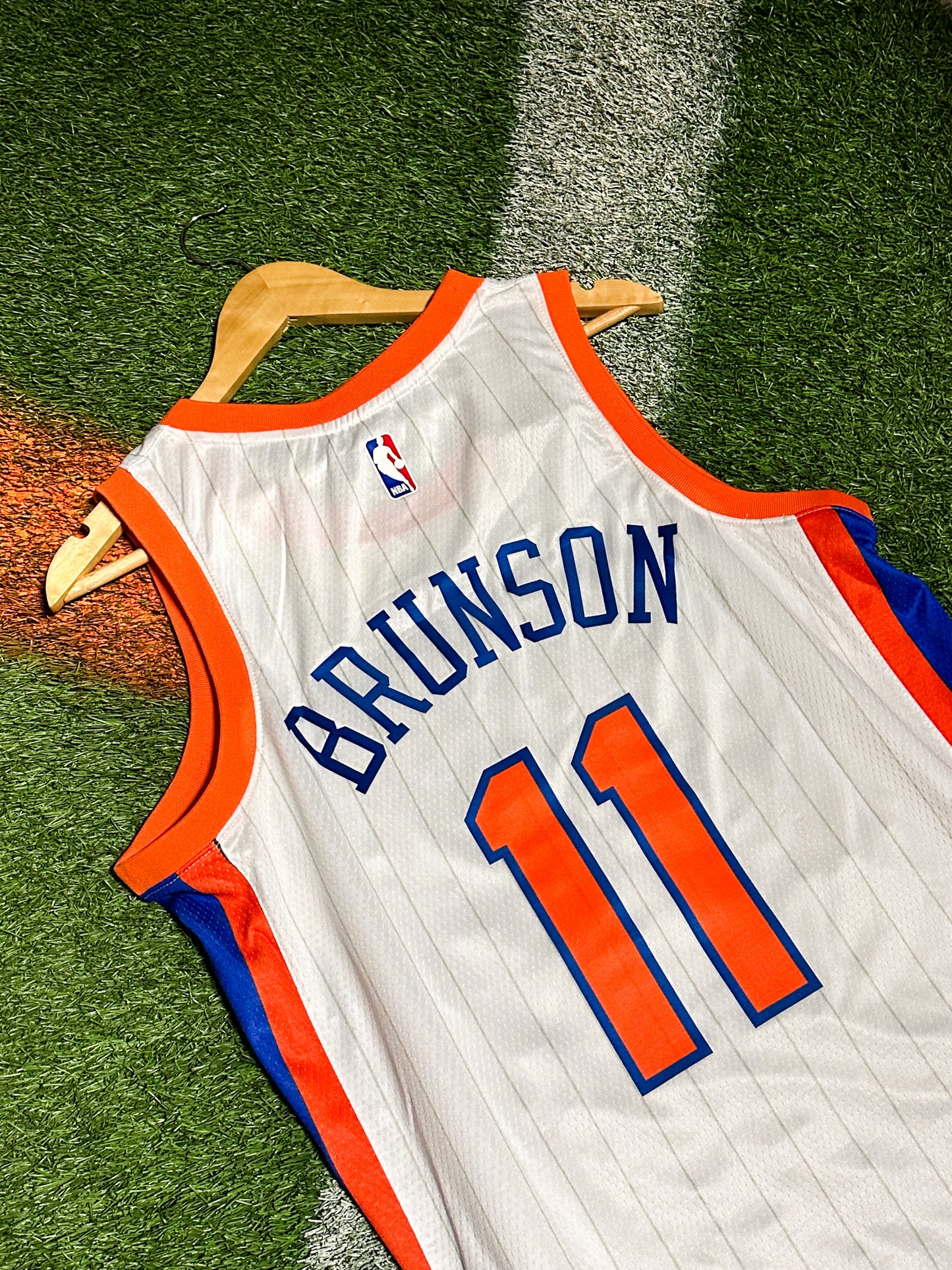 New York Knicks 2024/25 Nike City Edition Swingman Jersey- Jalen Brunson – NYC White & Orange Classic