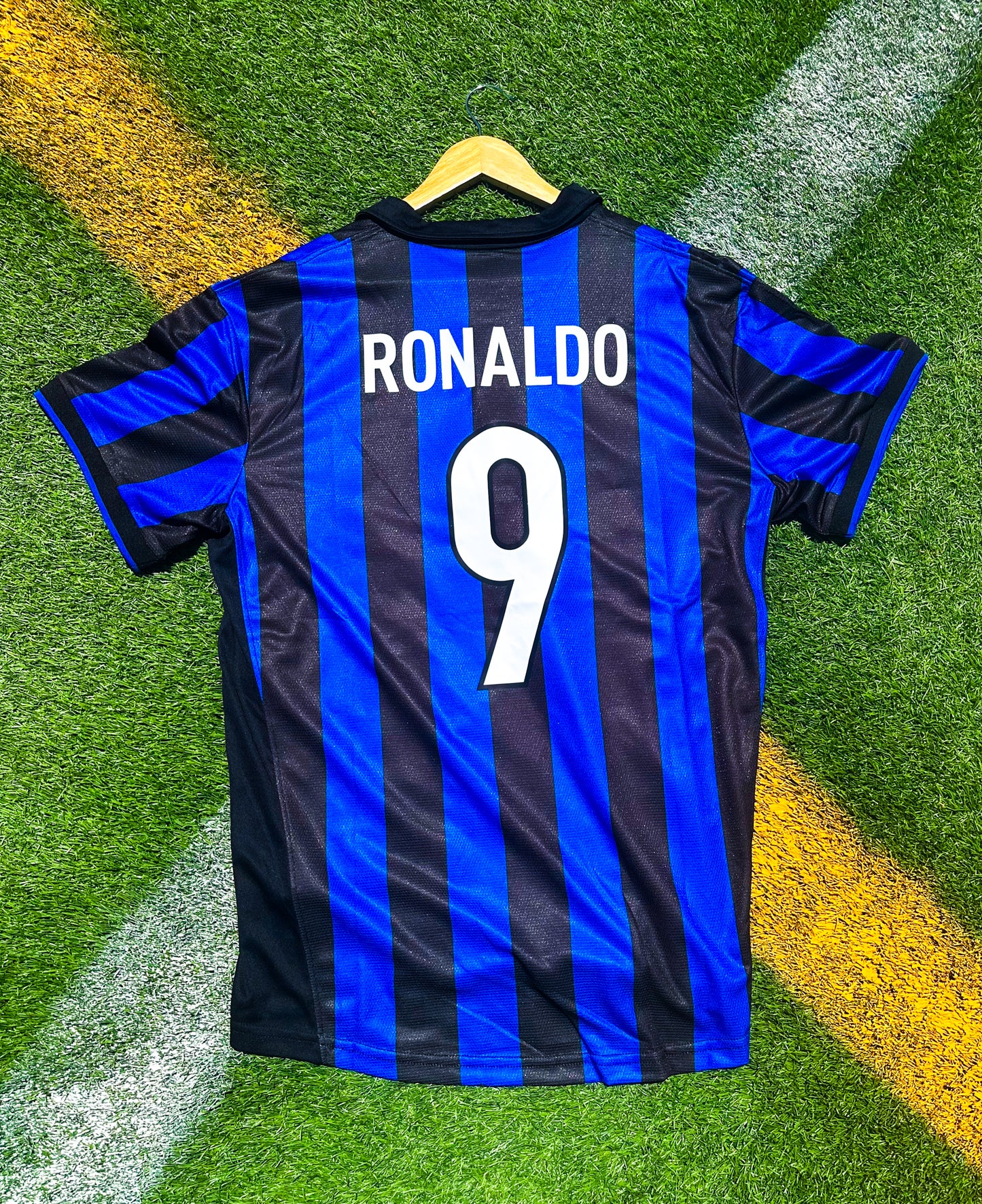 Back of jersey displaying “Ronaldo 9” in bold lettering.