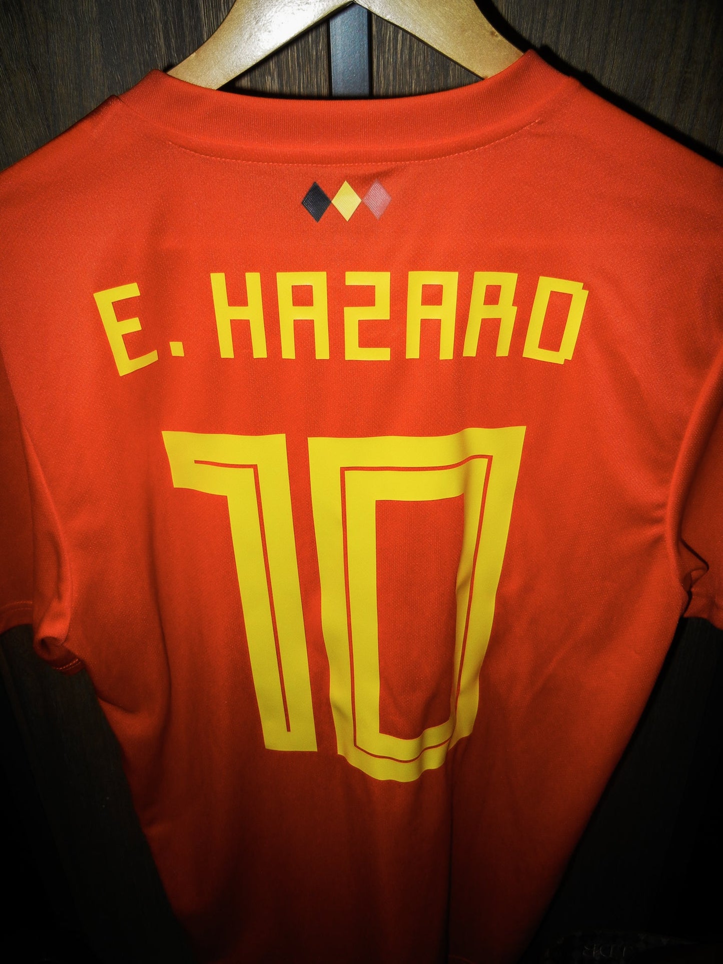 Belgium 2018 Home Jersey – Eden Hazard #10 – Size M – Adidas Red Shirt (MPN: BQ4520)