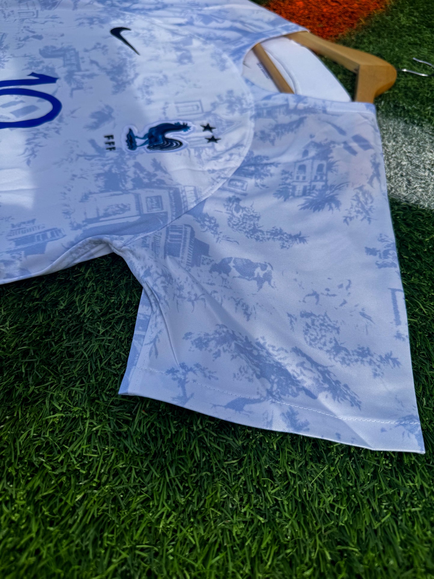 France 2022/2023 Away Jersey – Kylian Mbappé 10- World Cup White Kit