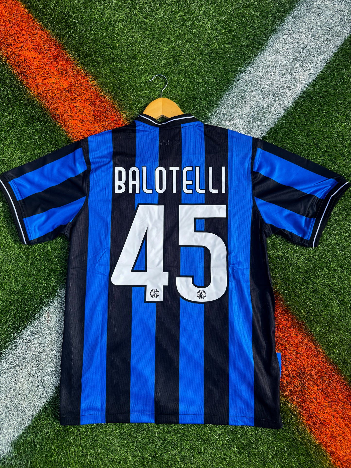 Inter Milan 2010-11 Home Vintage Champions League Winners Jersey – Retro Nerazzurri Celebration Kit