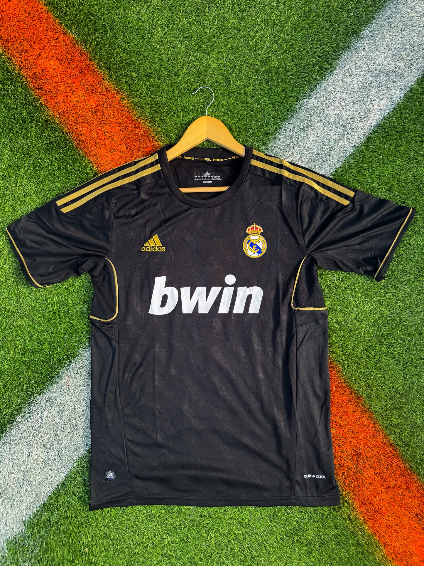 Real Madrid 2011–12 Home Jersey – Ronaldo #7 Iconic White Adidas Shirt from Record-Breaking La Liga Season