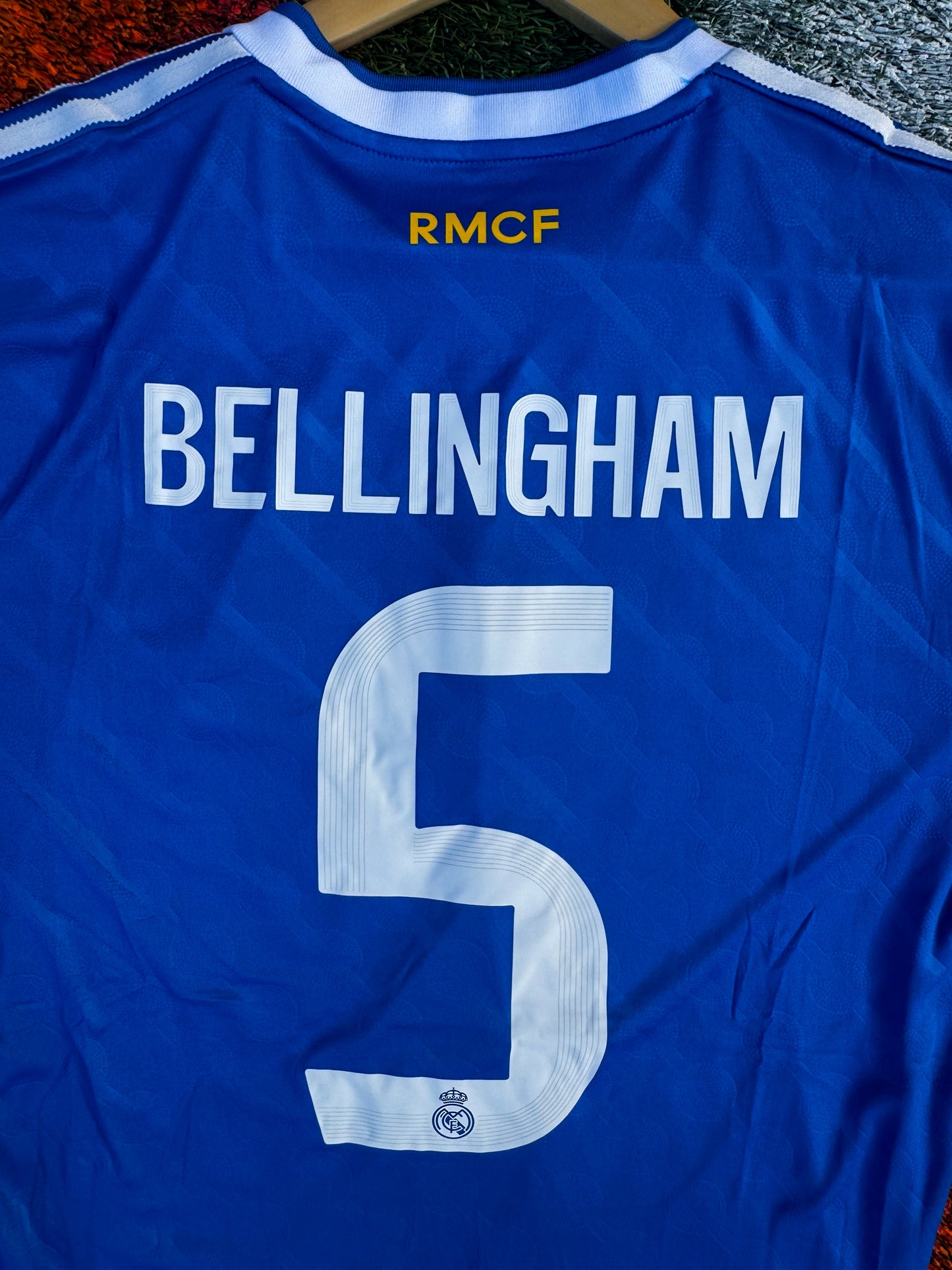 Real Madrid 2025–26 Third Jersey – Bellingham #5 – Bernabéu Blue Retro Edition
