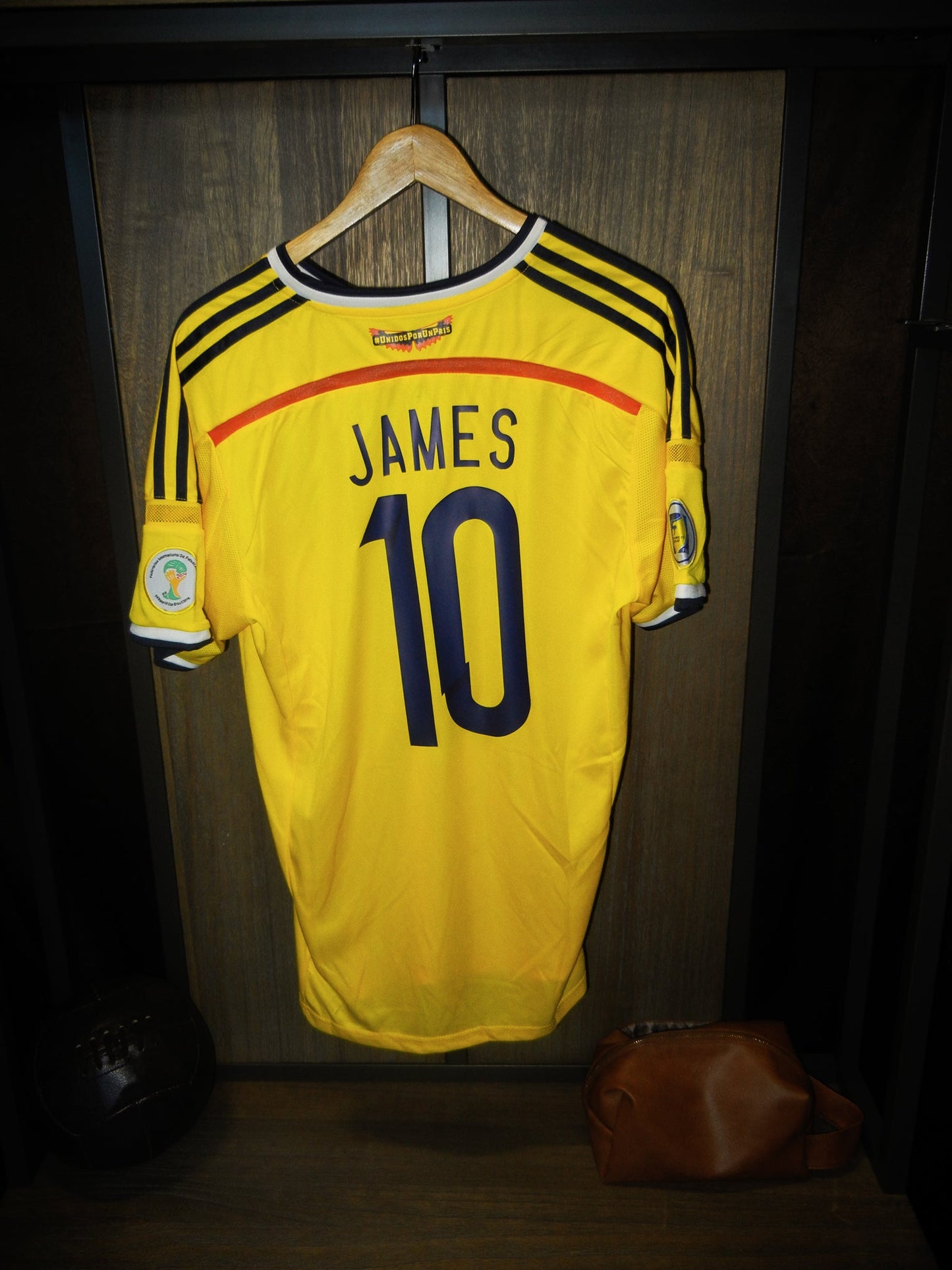 Colombia 2014/15 Home Jersey – James Rodríguez #10 – Size L – Yellow Adidas Shirt (MPN: G85387)