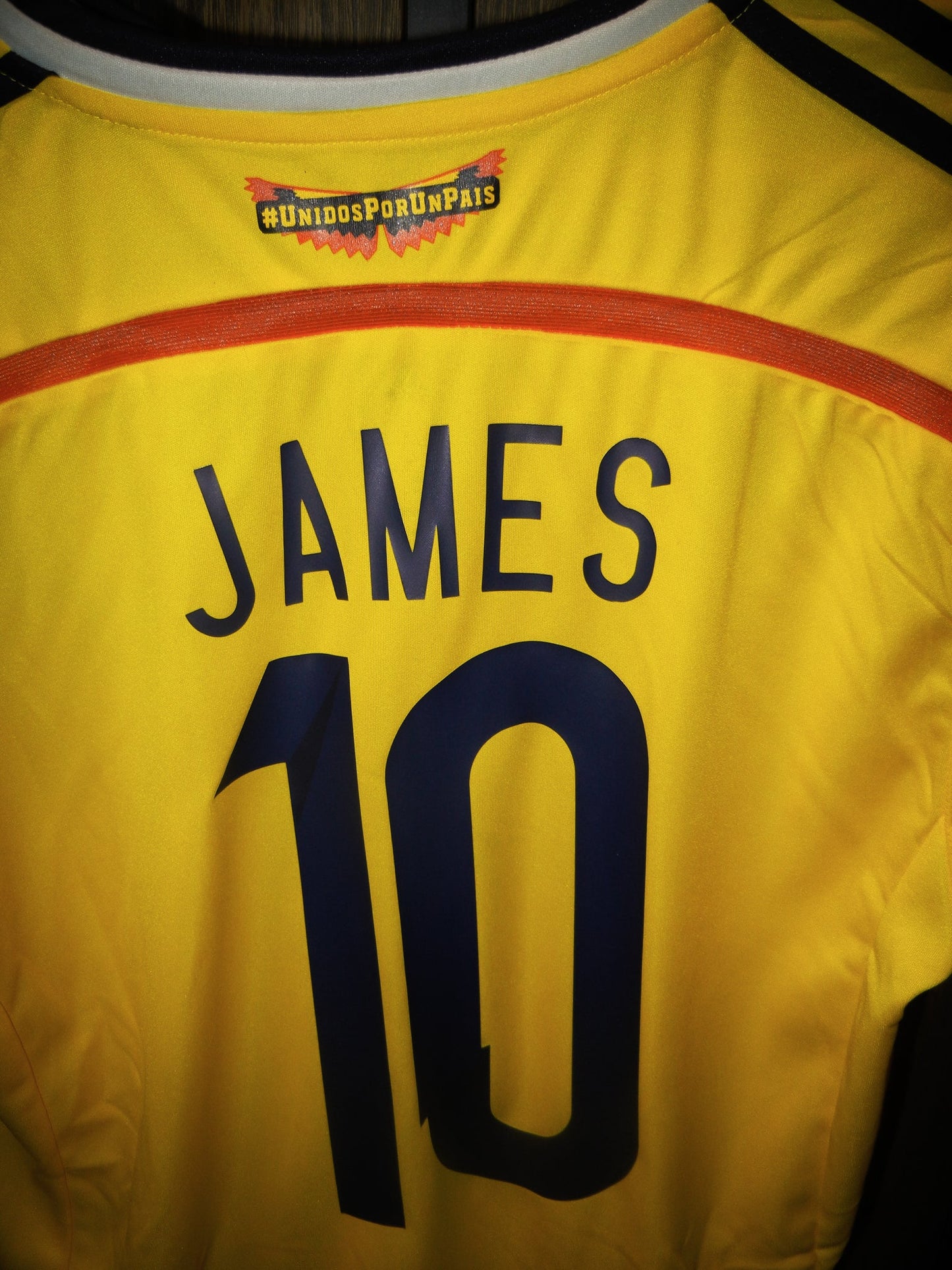 Colombia 2014/15 Home Jersey – James Rodríguez #10 – Size L – Yellow Adidas Shirt (MPN: G85387)