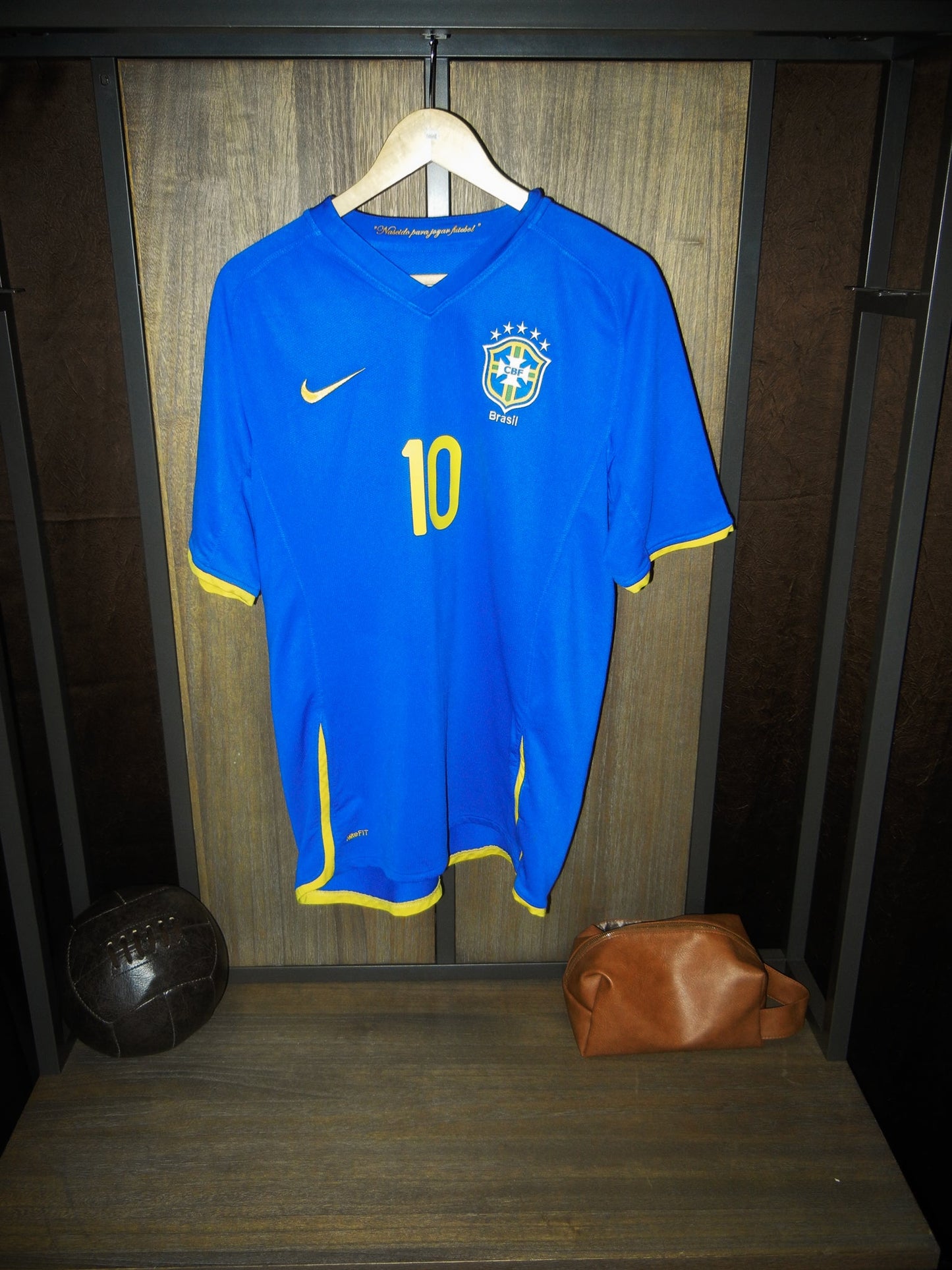 Brazil 2008/2010 Away Jersey – Ronaldinho #10 – Size XL – Blue Nike Shirt (MPN: 258950-493)