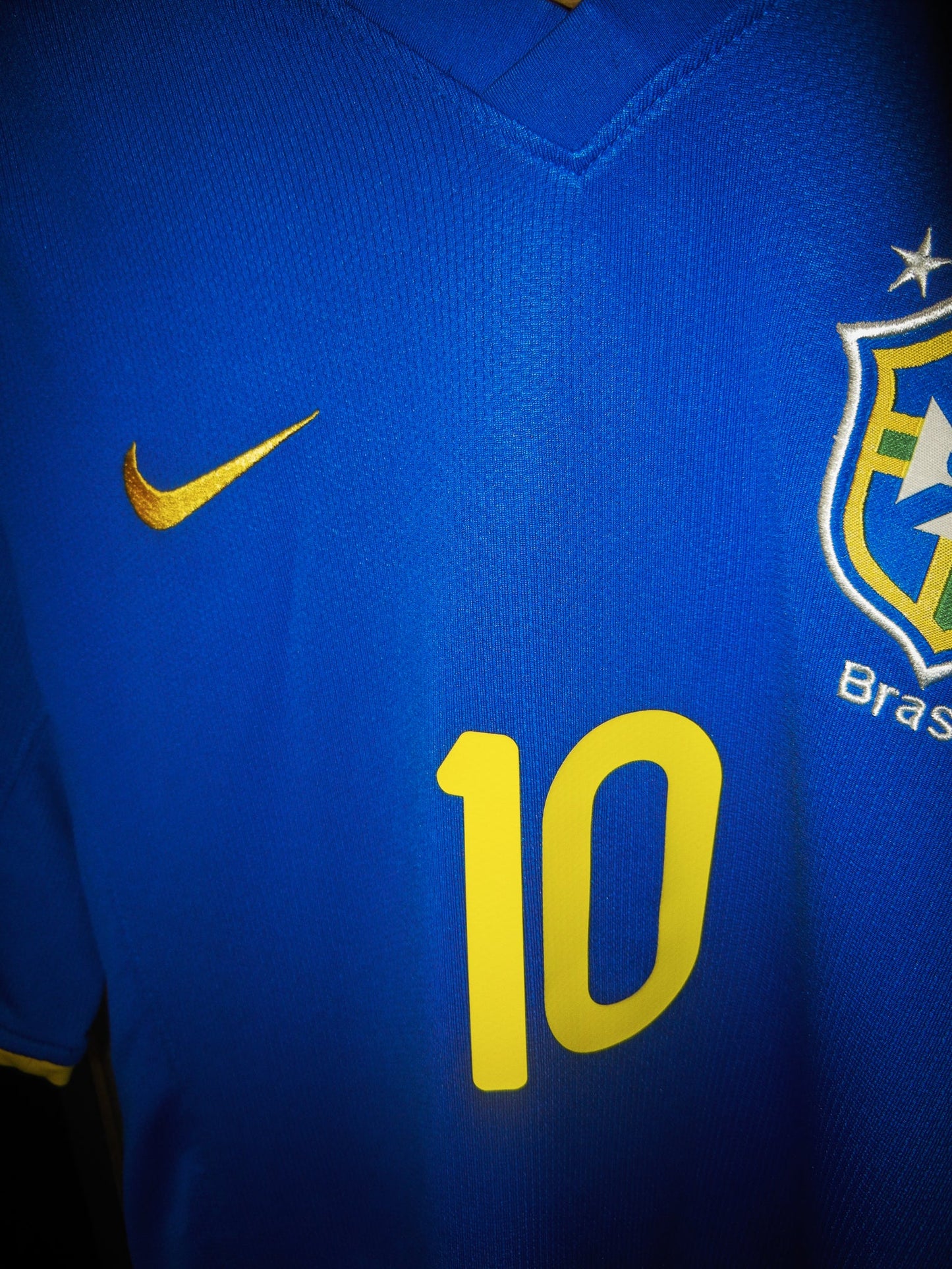 Brazil 2008/2010 Away Jersey – Ronaldinho #10 – Size XL – Blue Nike Shirt (MPN: 258950-493)