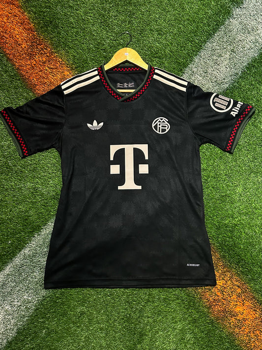 Bayern Munich 2025/2026 Third Jersey – Jamal Musiala 42- Black Bavarian Kit
