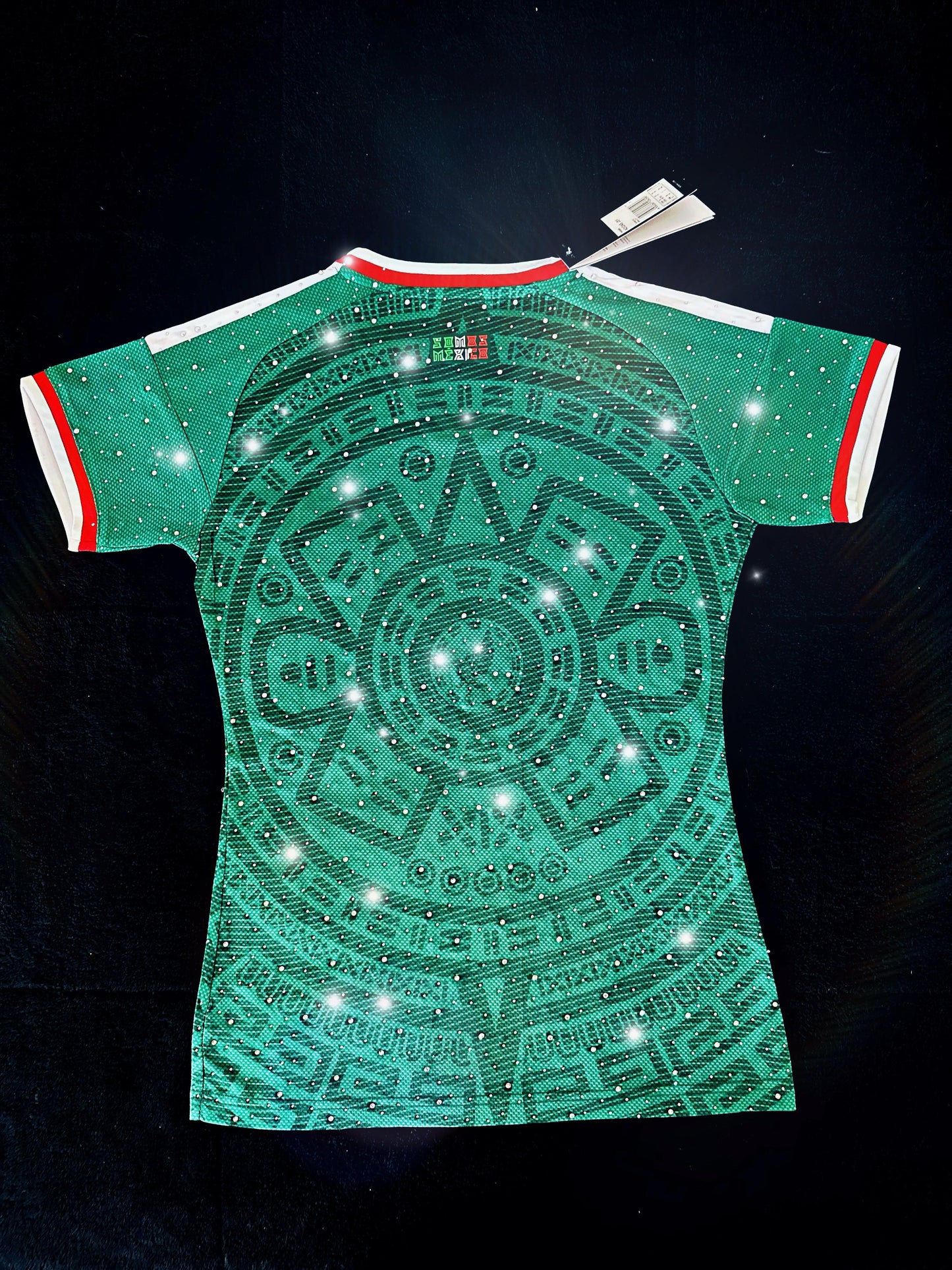 Mexico 2026 Home con Cristales para Damas- World Cup 2026– Cubiertas de brillos con cristales en toda la prenda.