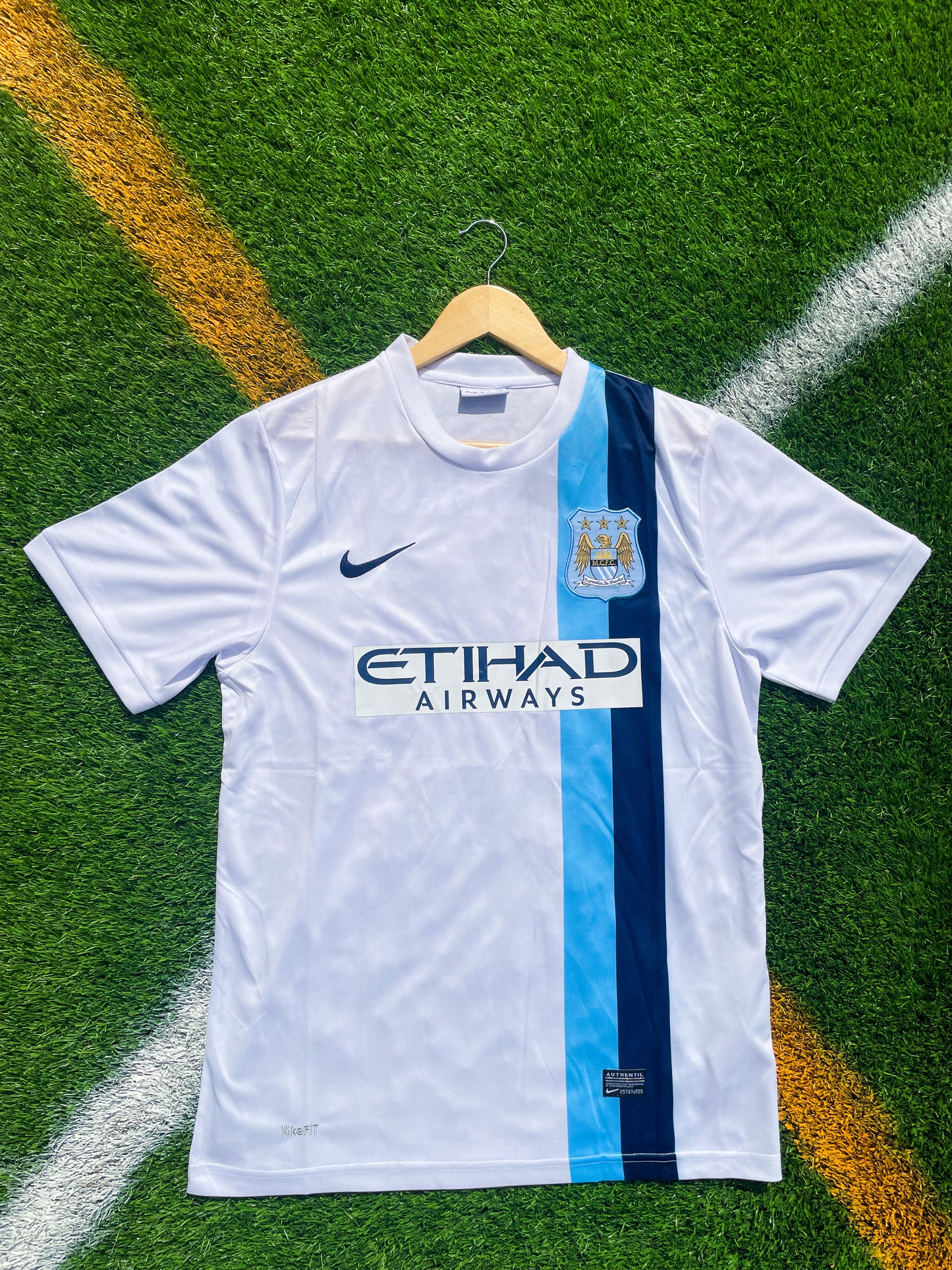 Manchester City 2013–2014 Third Jersey Aguero #16 – White Vintage Iconic Soccer Shirt - Five Of Cups Official