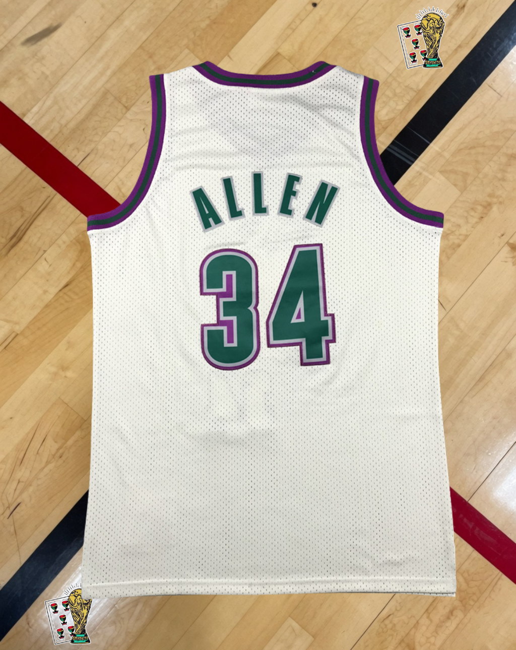 Milwaukee Bucks 1996-97 Home Jersey – Cream Classic Edition