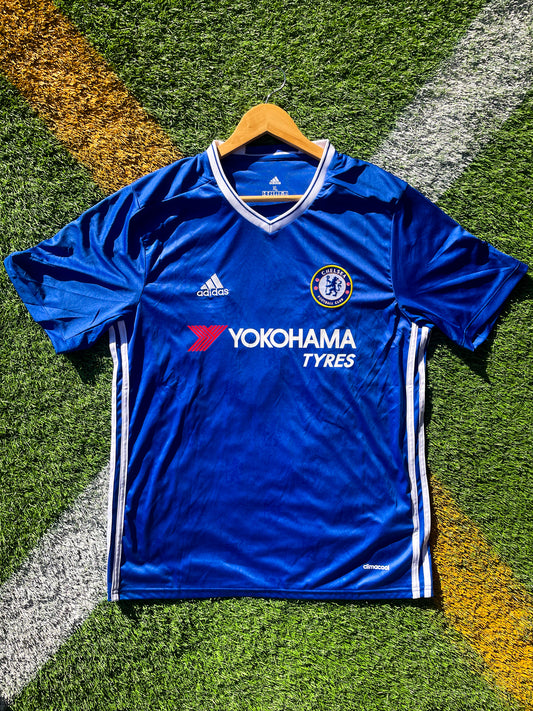 Front view of Chelsea 2016–17 Home Jersey in blue with Yokohama sponsor

