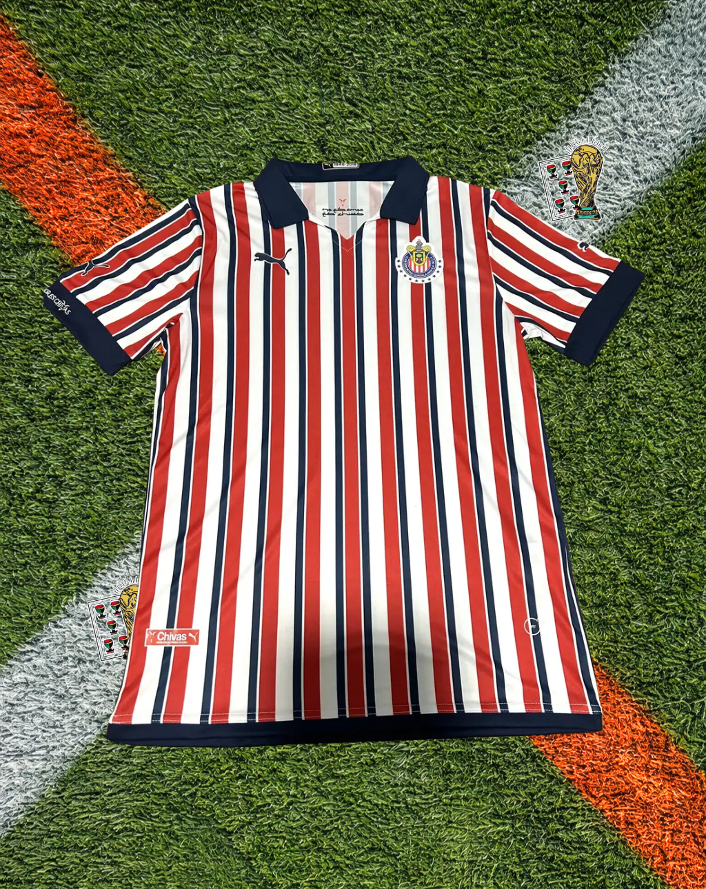 Chivas de Guadalajara 2015 Home Jersey – Thin Stripe Community Edition