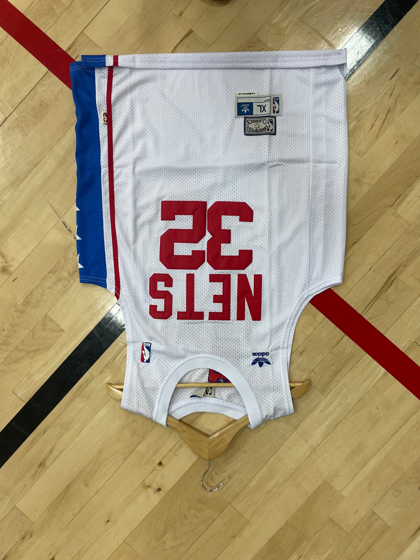 Brooklyn Nets 1976-77 Home Jersey – Doctor J Throwback Edition