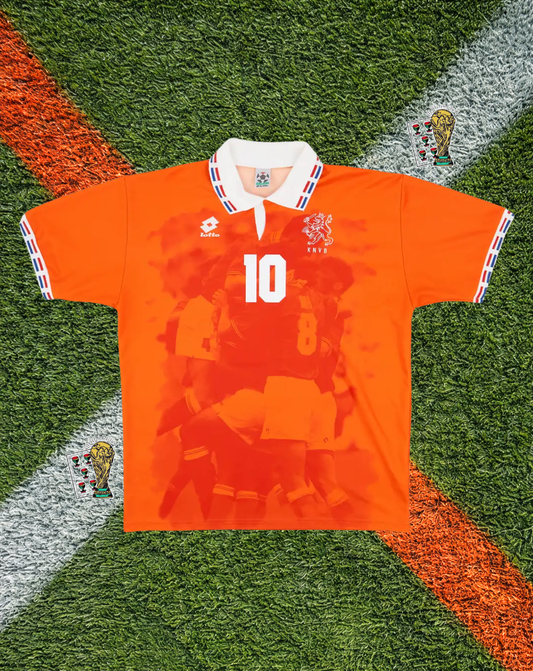 Netherlands 1996 Home Jersey – BERGKAMP #10 – Euro 96 Oranje Classic